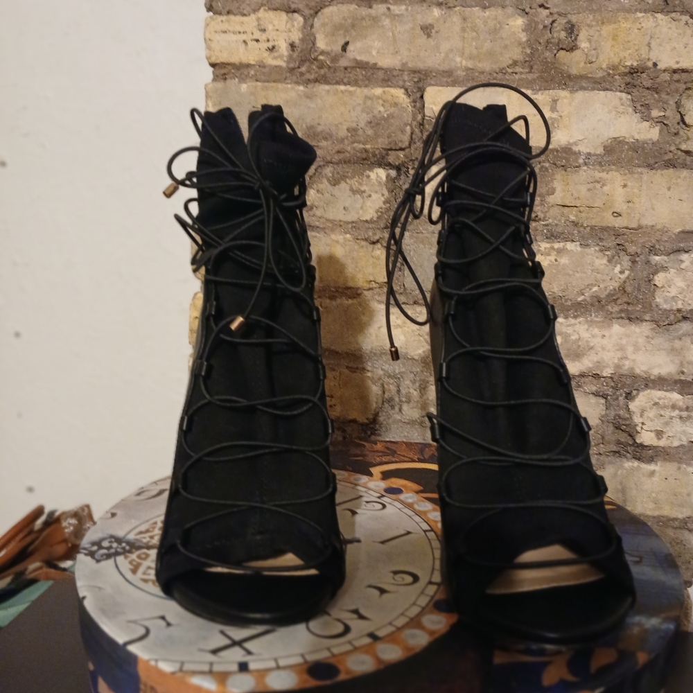 Black Lace-Up Women's Shoes